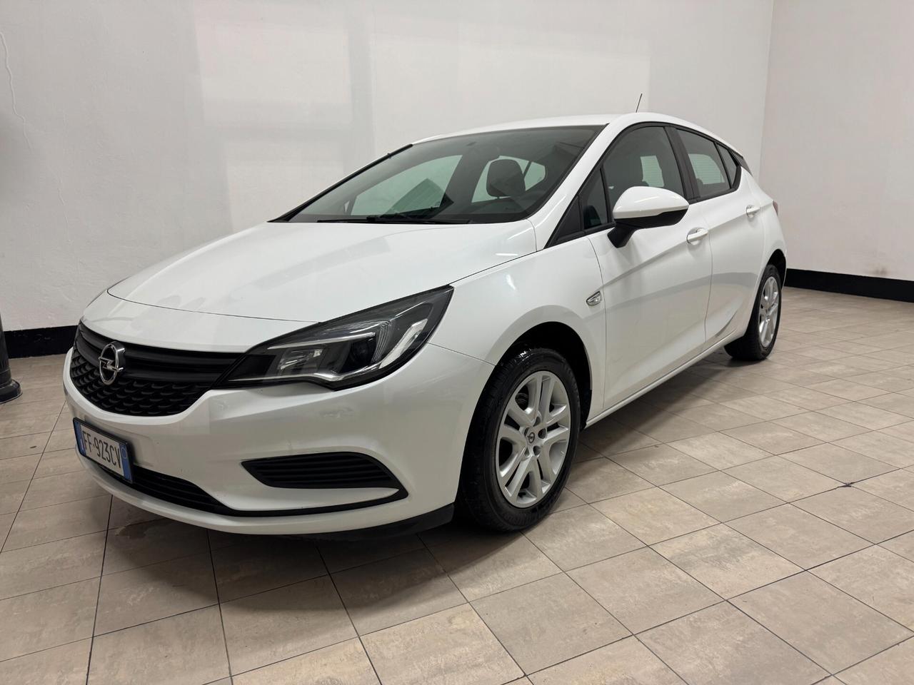 Opel Astra 2016 1.4 BENZINA Ecotec 5 porte Elective