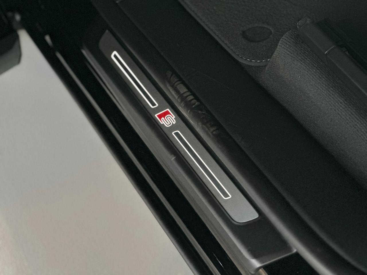 Audi Q8 SUV 50 TDI 286 CV quattro tiptronic S line edition