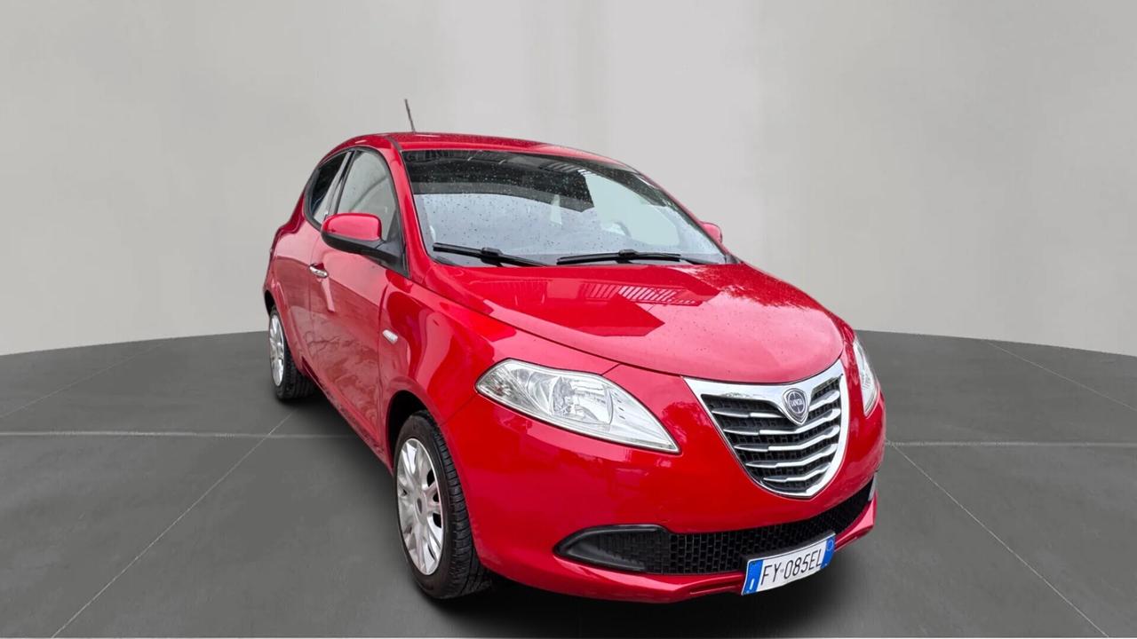 Lancia Ypsilon 1.2 69 CV 5 porte S&S Silver
