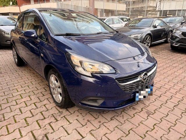 OPEL Corsa 1.2 Coupé Innovation