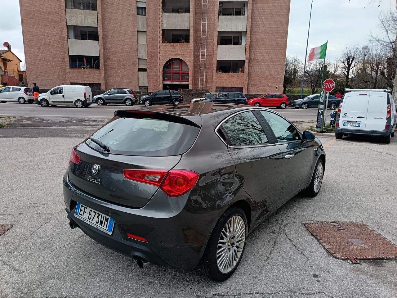 Alfa Romeo Giulietta 2.0 JTDm-2 170 CV Distinctive