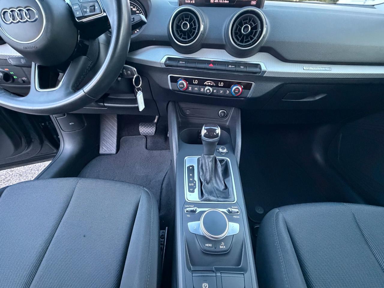 Audi Q2 35 TDI quattro S tronic Identity Black