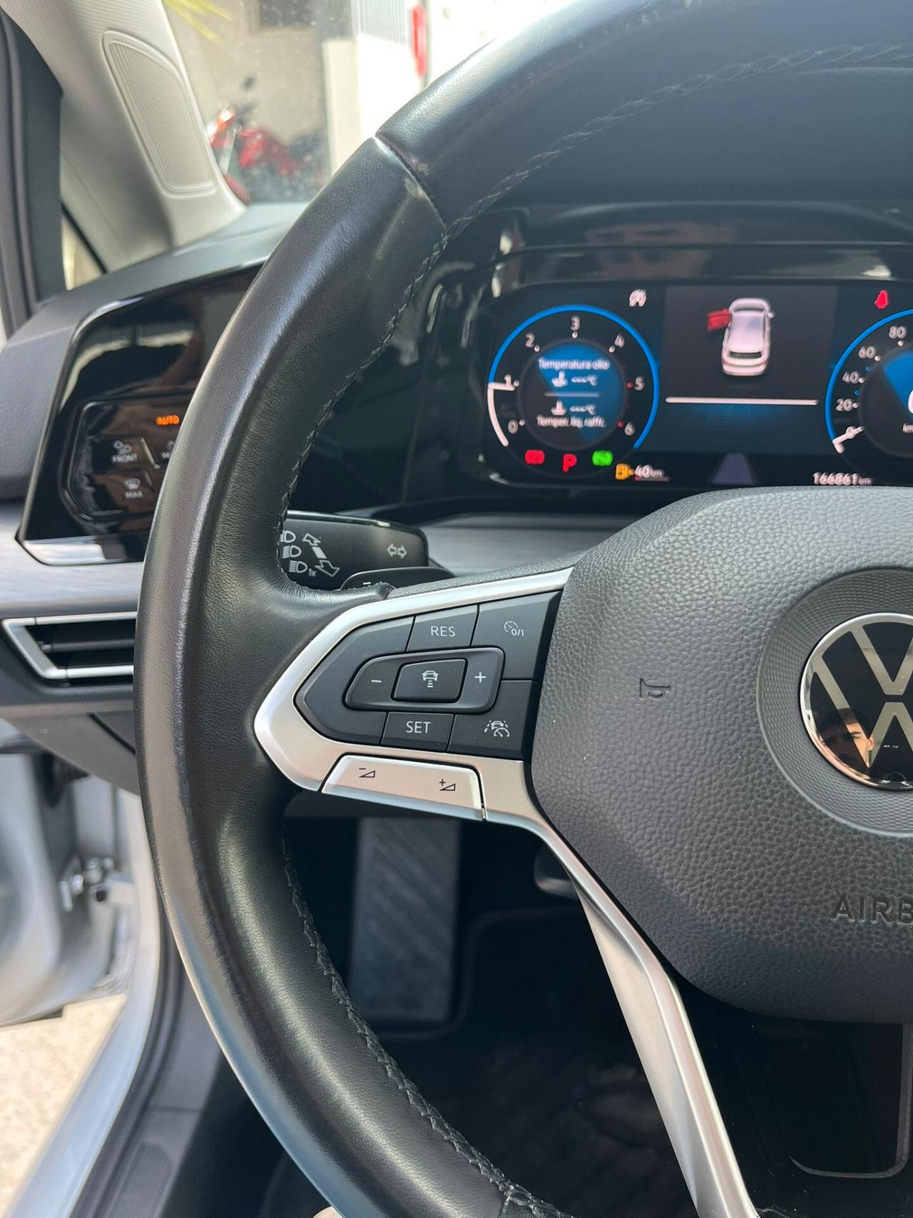 Volkswagen Golf 8 2.0 TDI DSG SCR Style