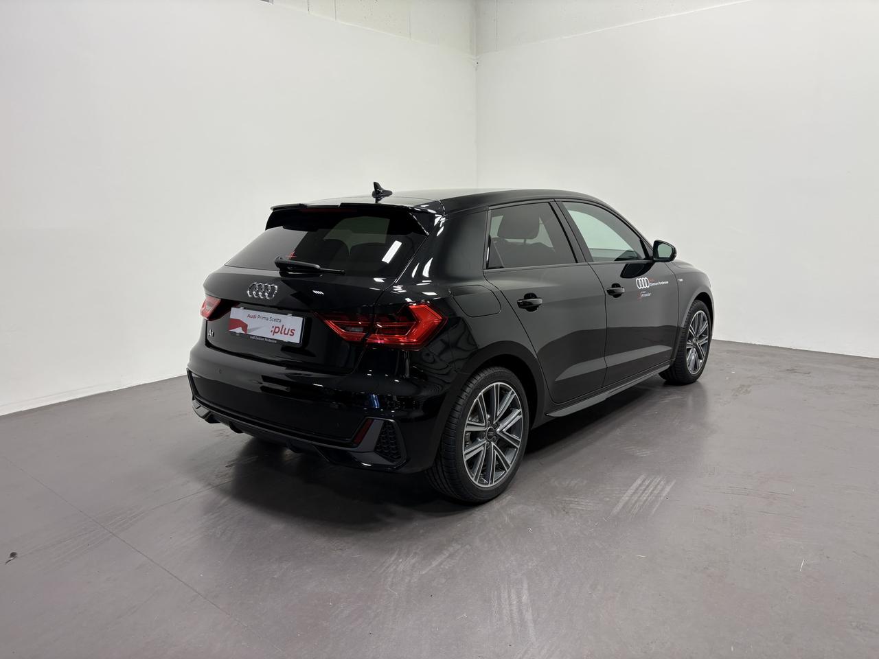 AUDI A1 SPORTBACK 30 TFSI S-TRONIC S-LINE EDITION