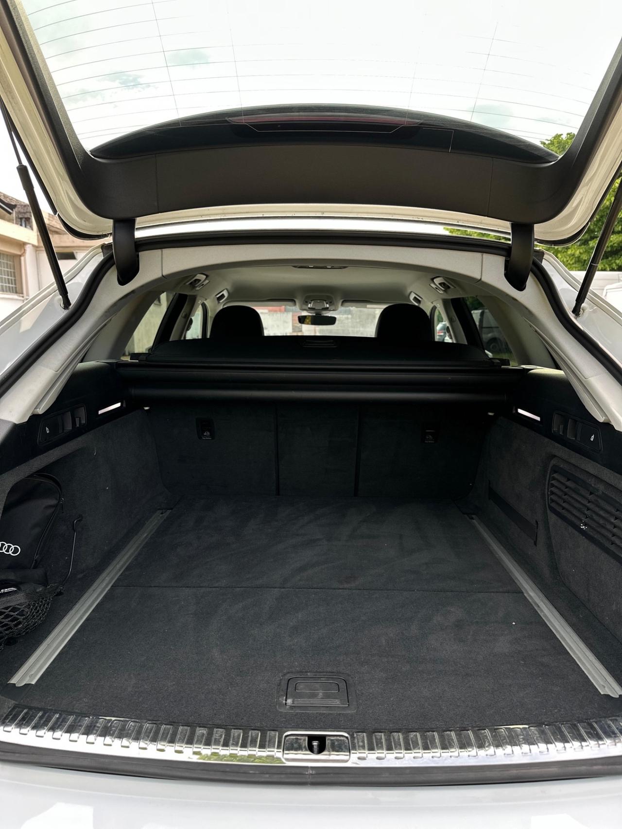 Audi A6 40 2.0 TDI quattro ultra S tronic Business Design