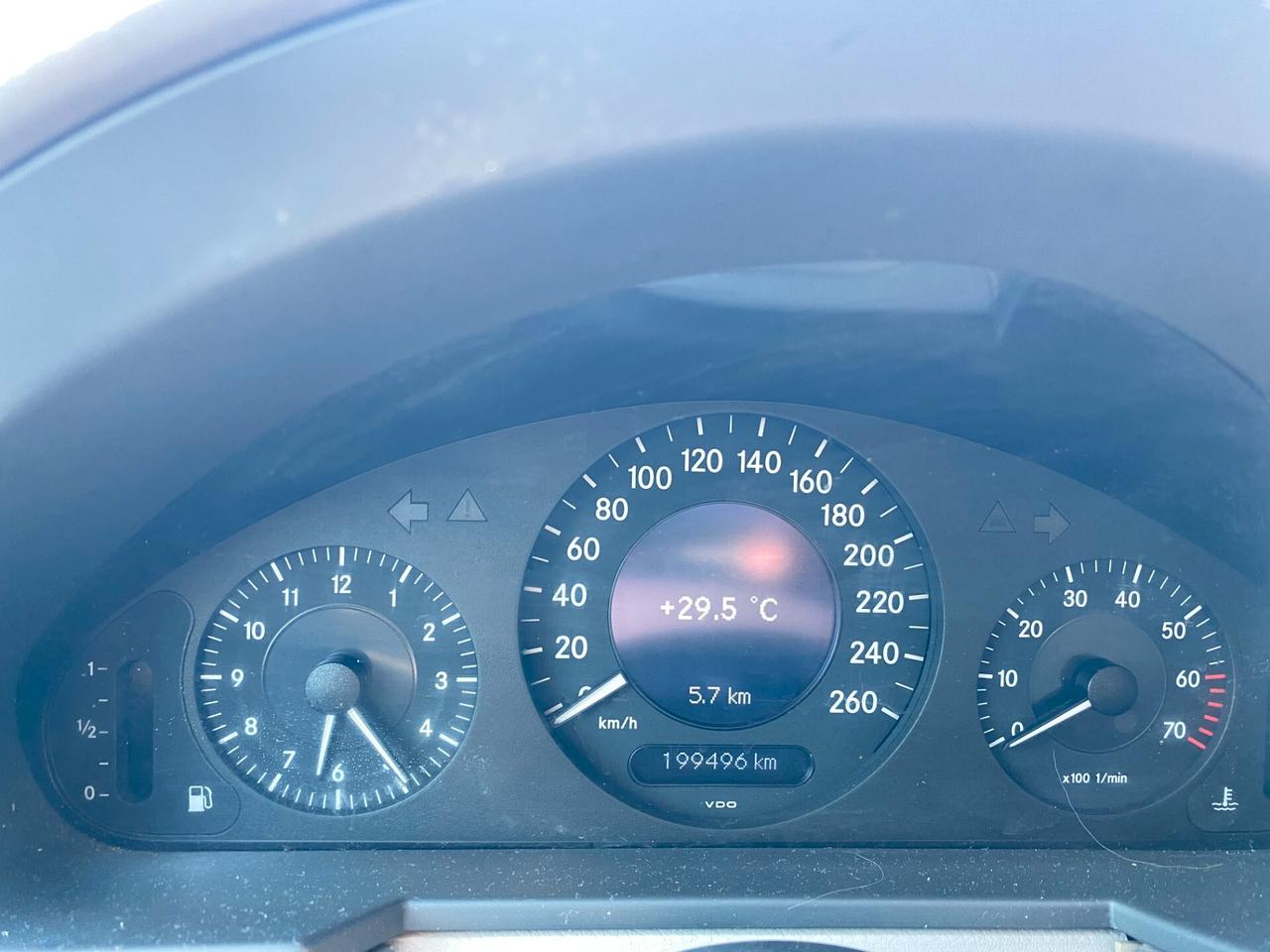 Mercedes-benz E 200 Kompressor TPS cat Classic GPL