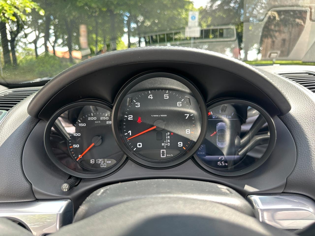 Porsche Boxster 2.7 Black Edition