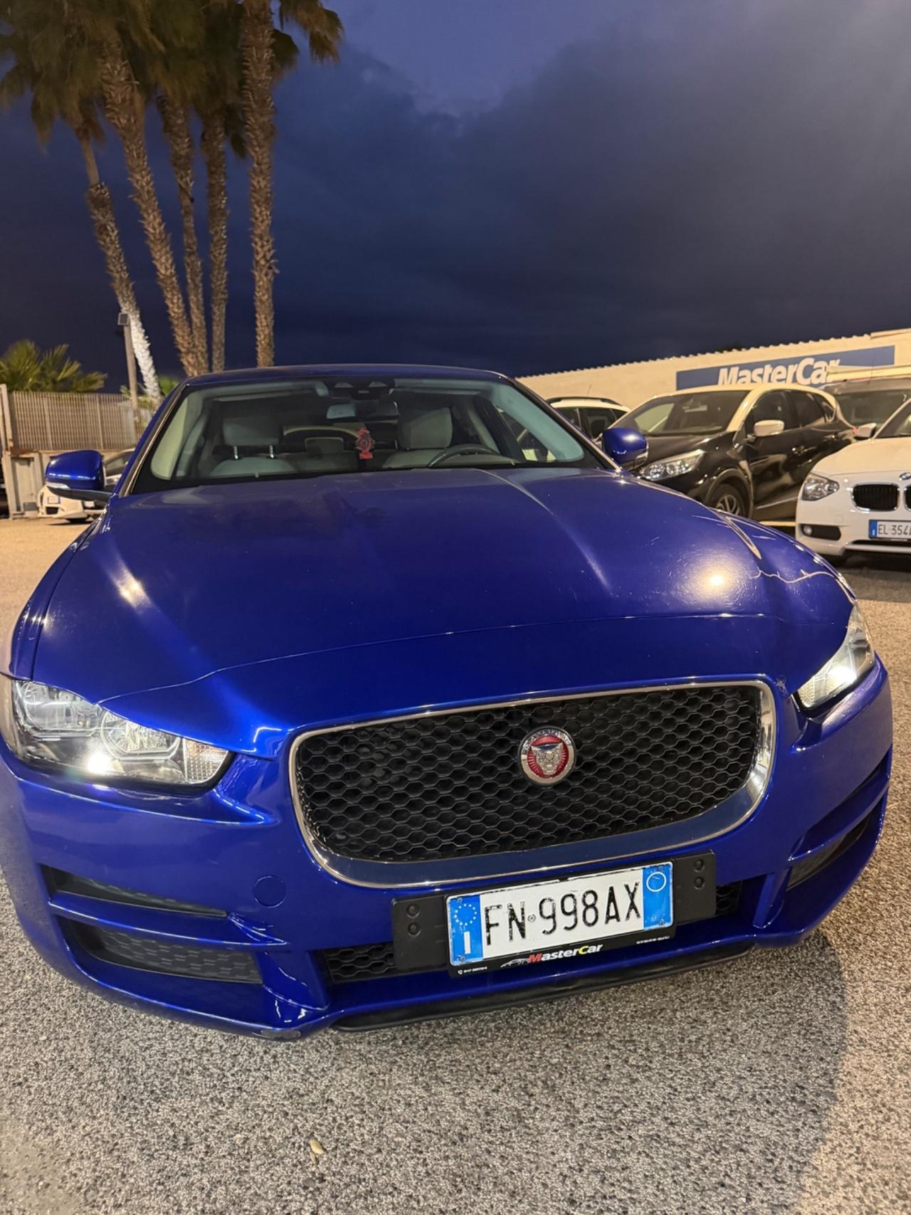 Jaguar XE 2.0 D 163 CV Portfolio