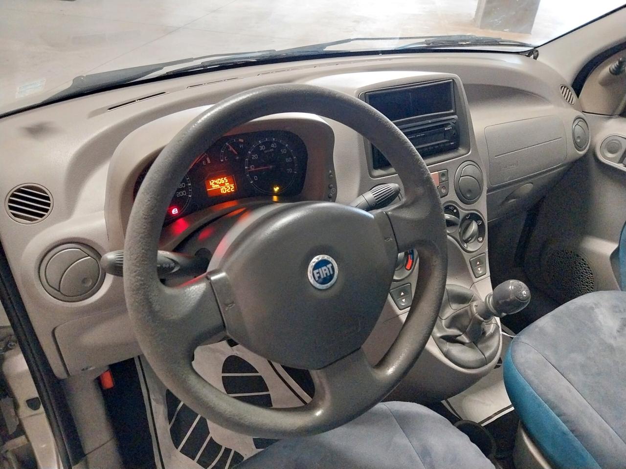 Fiat Panda 1.2 Emotion - ok neopatentati