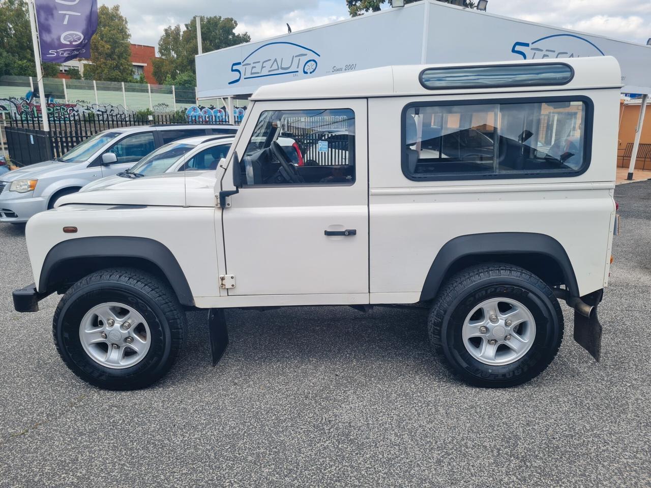 Land Rover Defender 90 2.4 TD4 SW *GANCIO TRAINO*