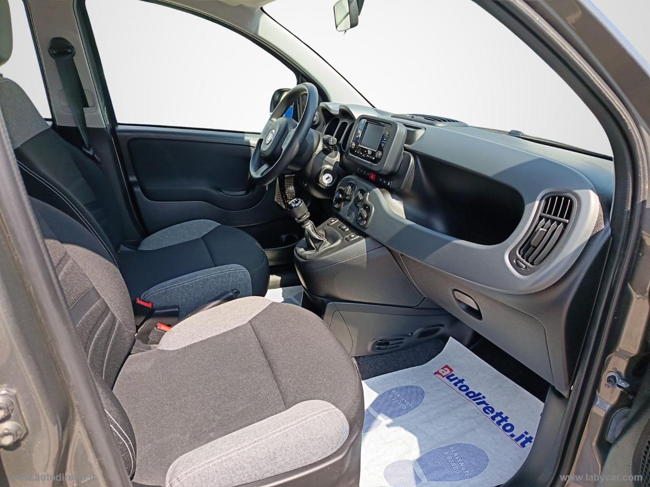 FIAT Panda 1.0 FireFly S&S Hybrid Red
