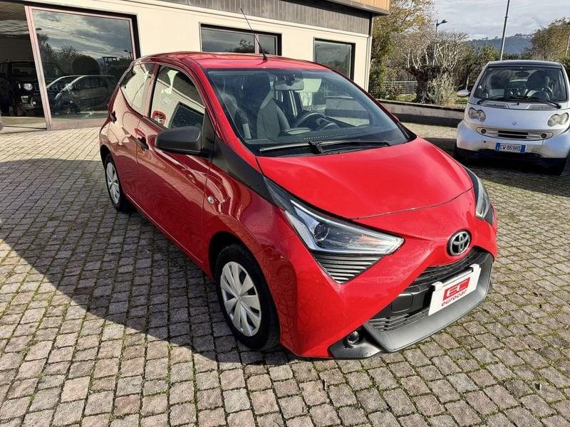 Toyota Aygo Aygo Connect 1.0 VVT-i 72CV 5 porte x-business light