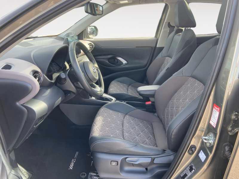 TOYOTA Yaris Cross 1.5h Lounge fwd 116cv e-cvt