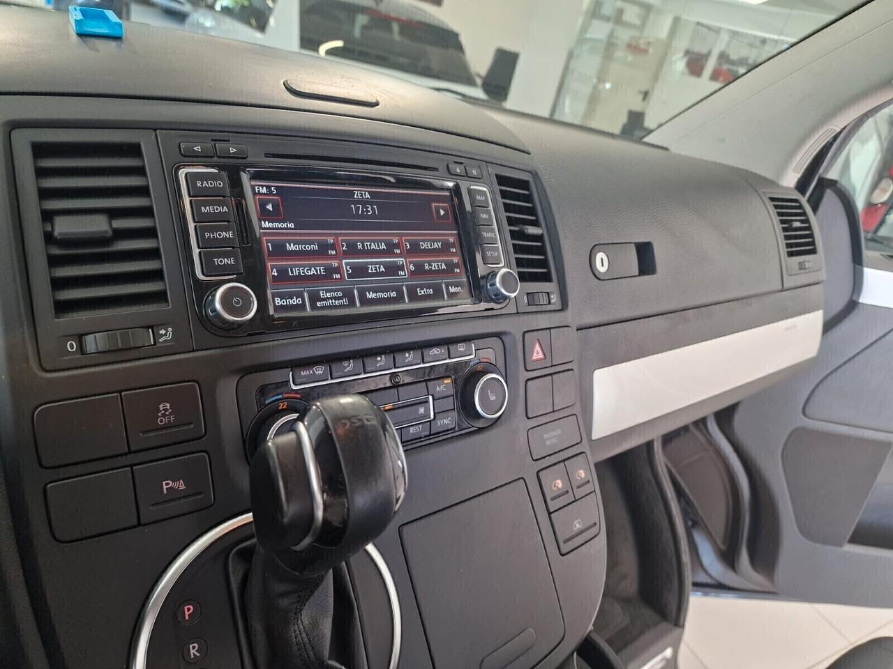 Volkswagen Multivan 2.0 BiTDI 180CV DSG Highline