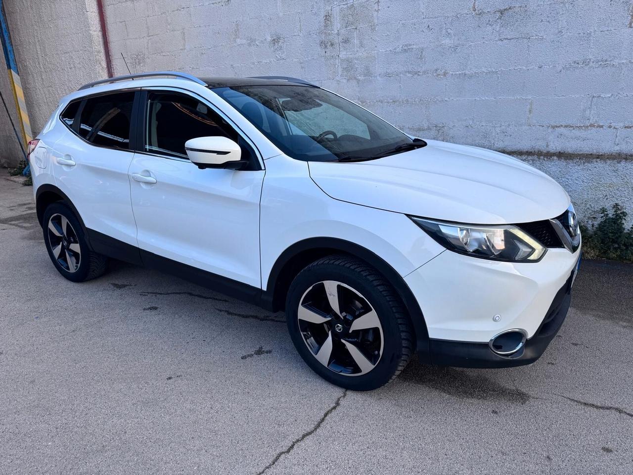 Nissan Qashqai 1.5 dCi N-Connecta