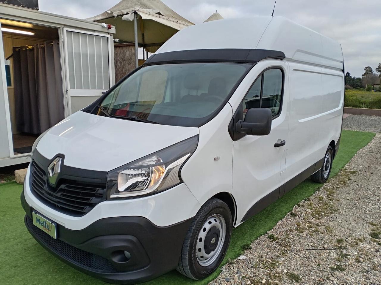 FURGONE CABINATO 3 POSTI RENAULT TRAFIC MOTORE SOSTITUITO