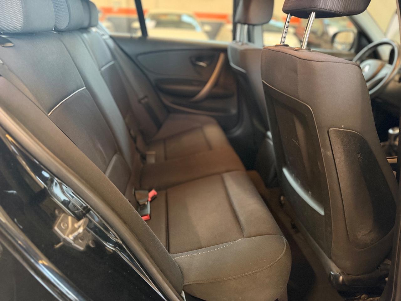 Bmw 116 116d 2.0 116CV cat 5 porte Attiva NEOPATENTATI