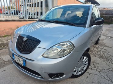 Lancia Ypsilon RESTAILING 1.4 GPL SUPER FULL 2010