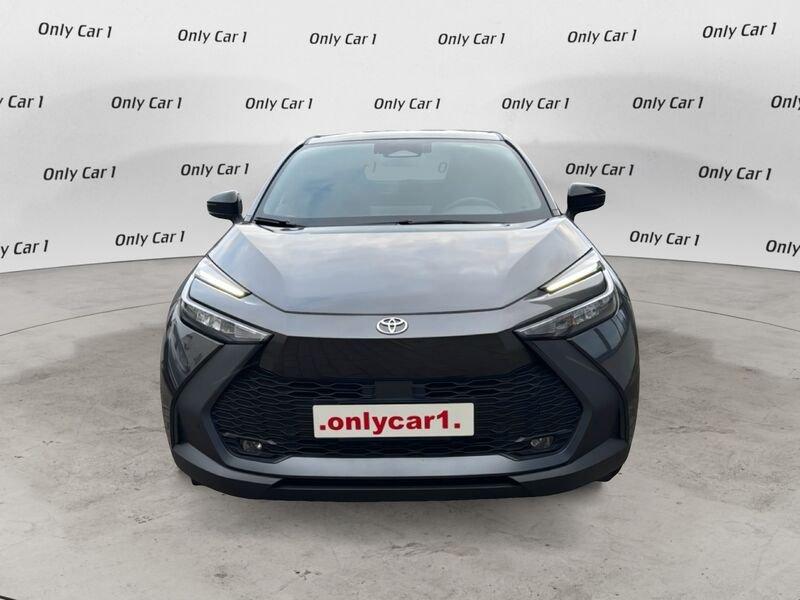Toyota C-HR 2.0 P-HEV BUSINESS