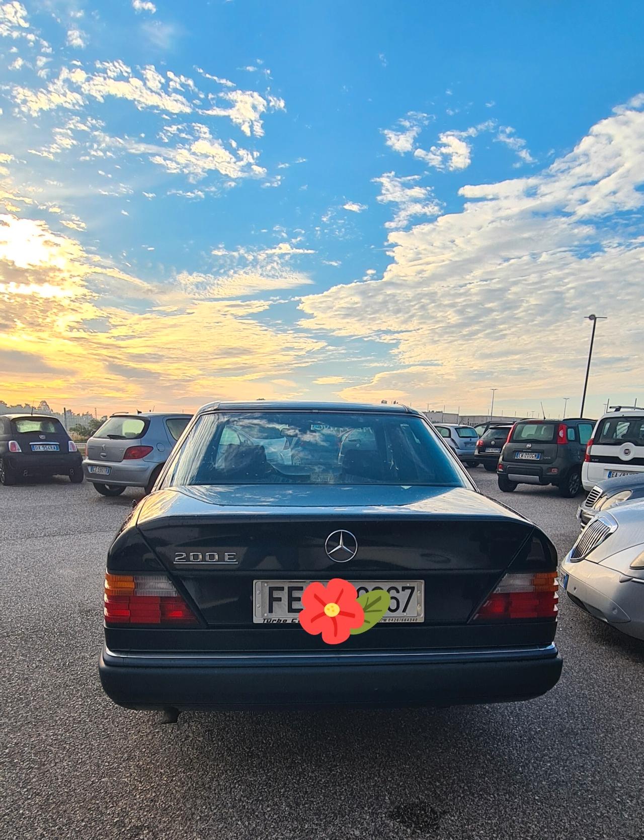 Mercedes-benz 200 E serie w124