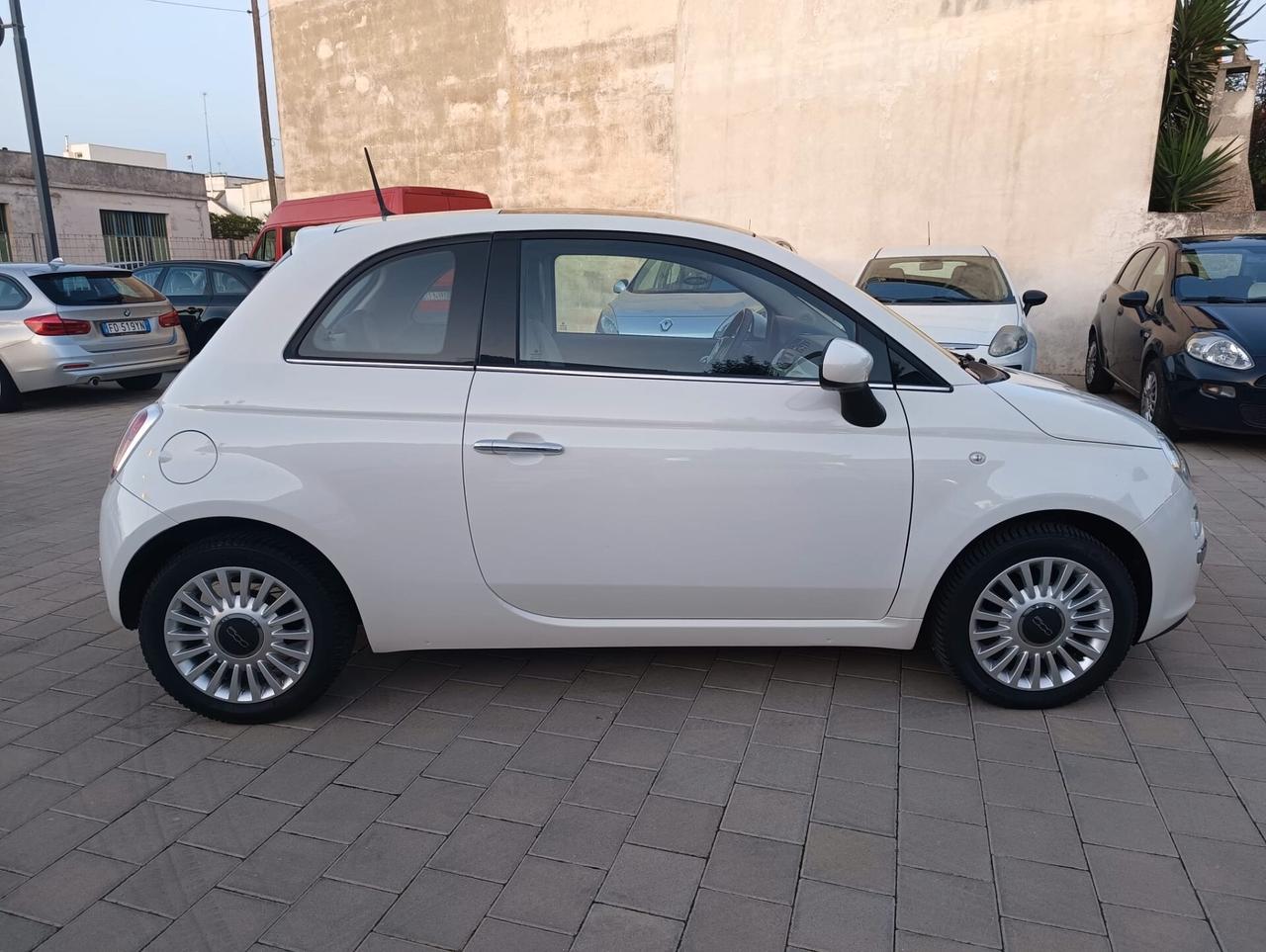 Fiat 500 1.2 Lounge - anno 2012