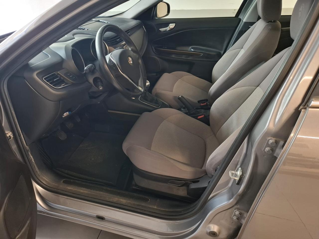 Alfa Romeo Giulietta 1.6 JTDm-2 105 CV Exclusive