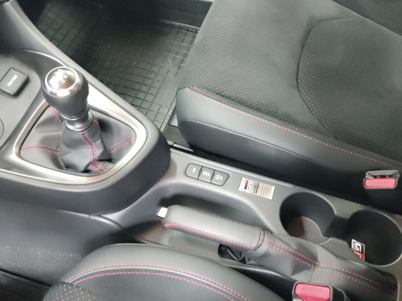TOYOTA*YARIS*GR*261CV*GR-CIRCUIT*PERFORMANCE-PACK*LED*CAMERA*CARBONIO*