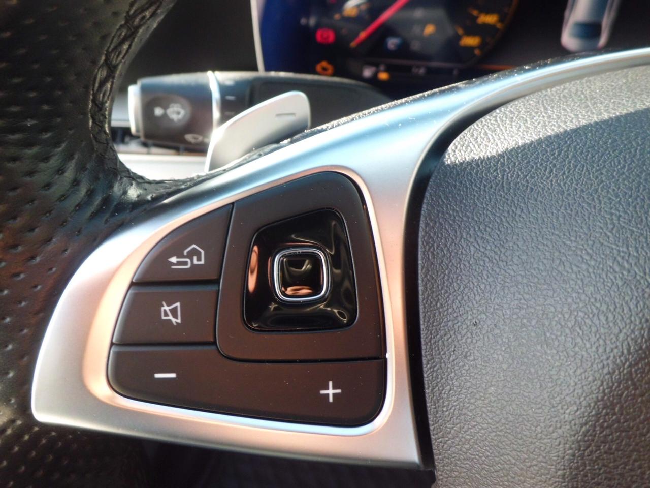 Mercedes-benz E 220 d Auto Premium Plus