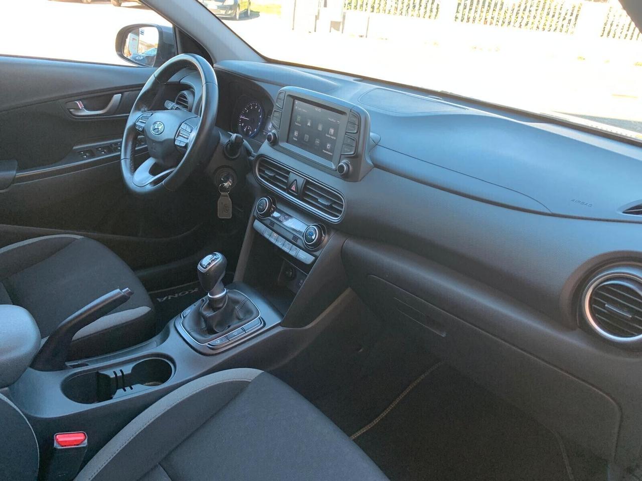 Hyundai Kona 1.0 T-GDI catena Neopatentati