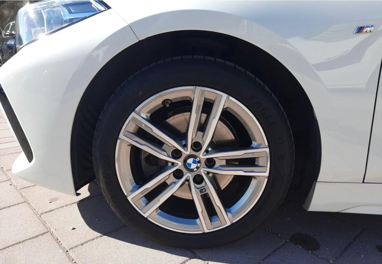 Bmw 118i 5p. Msport C automatico Navi
