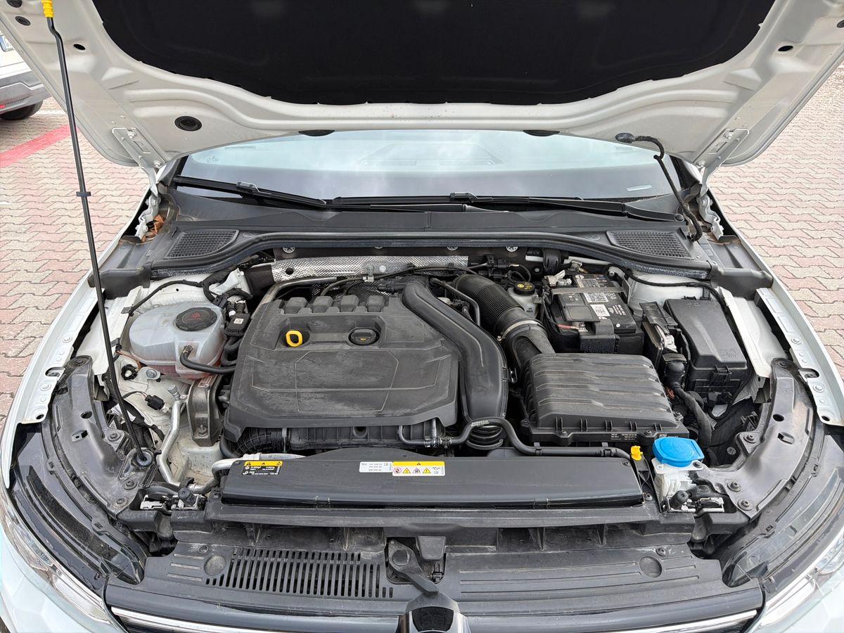 VOLKSWAGEN Golf 1.5 tsi evo act R-Line 130cv