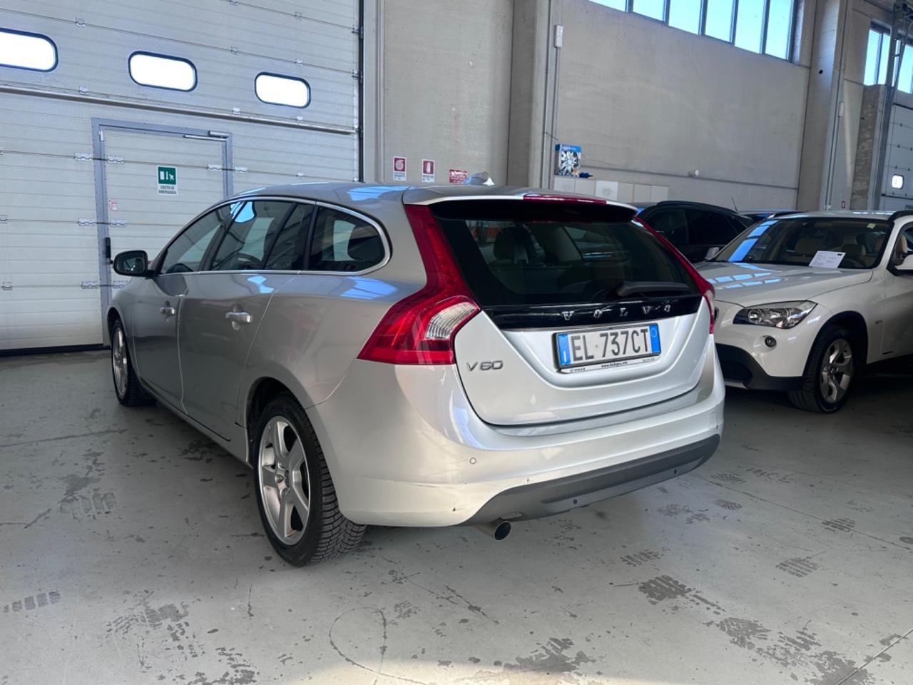 Volvo V60 D4 Momentum