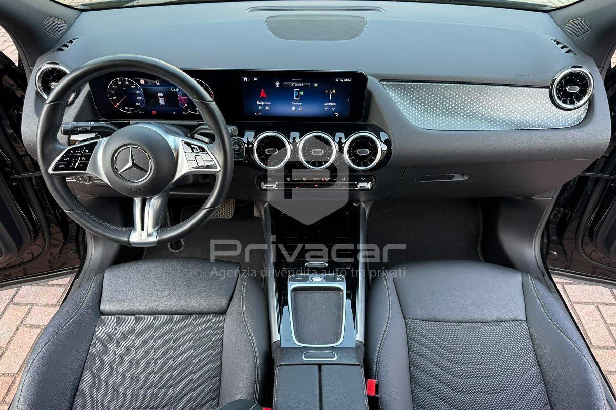 MERCEDES GLA 180 d Automatic Progressive Advanced
