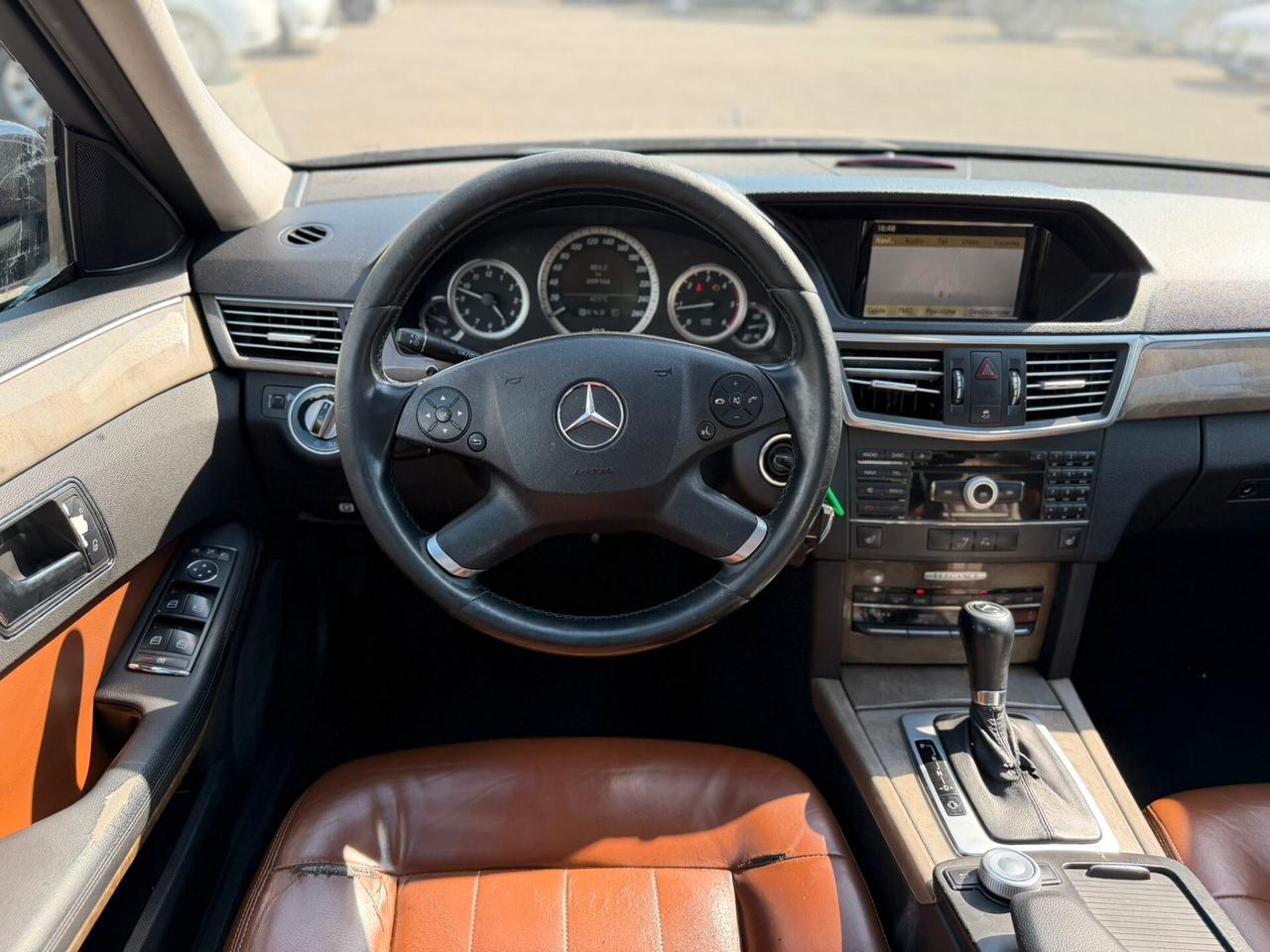 Mercedes-benz E 220 CDI BlueEFFICIENCY Avantgarde AMG