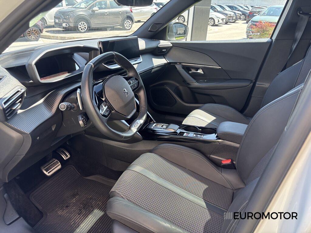 Peugeot 2008 1.2 PureTech GT EAT