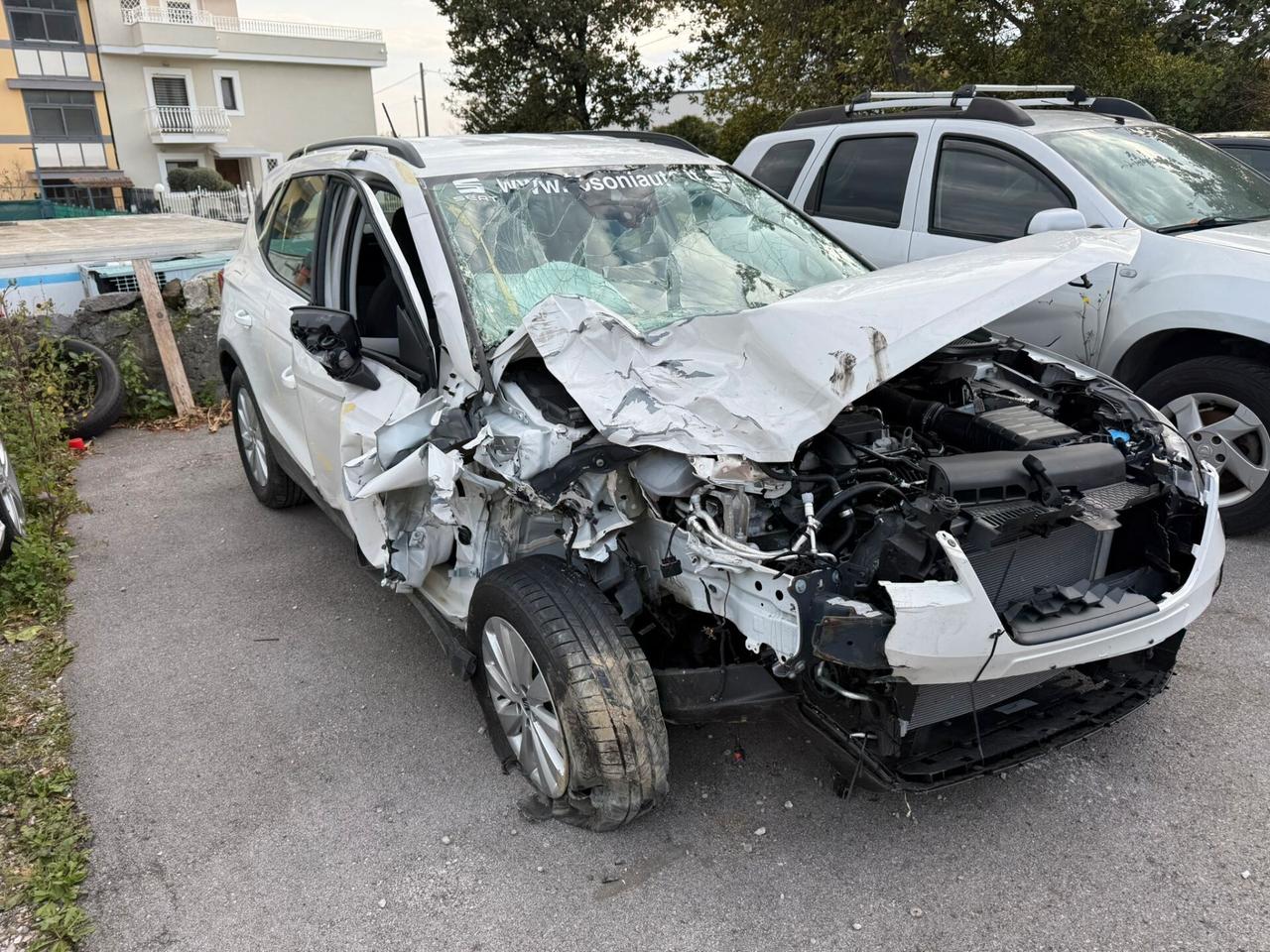 Seat Arona 1.0 Benz. 95cv (incidentata)