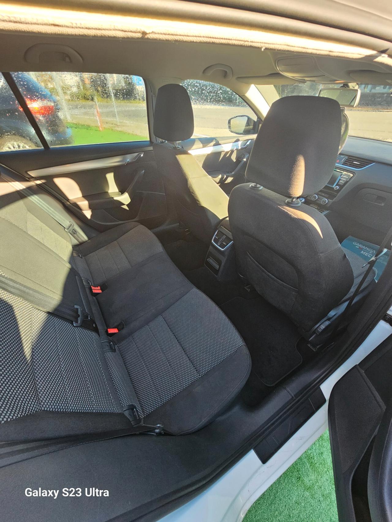 Skoda Octavia 1.6 TDI CR 110 CV 4x4 Wagon Executive