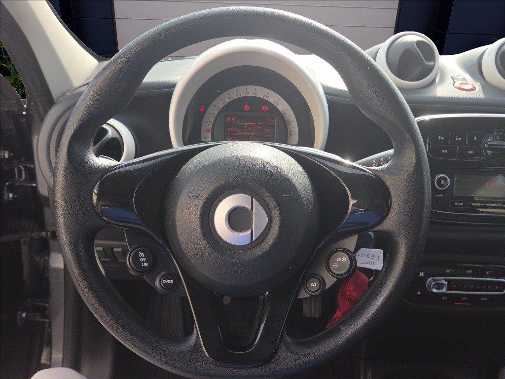 SMART Forfour 1.0 Youngster 71cv twinamic del 2017