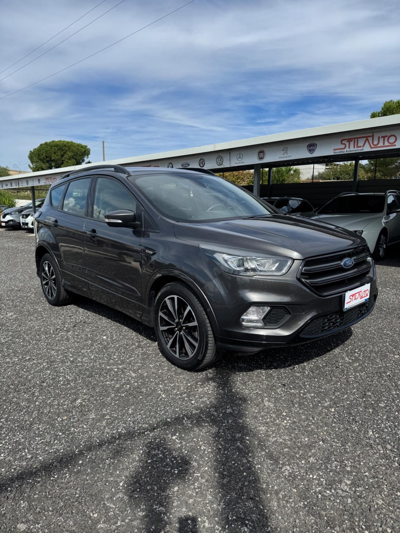 Ford Kuga 2.0 TDCI 120 CV S&S 2WD ST-Line