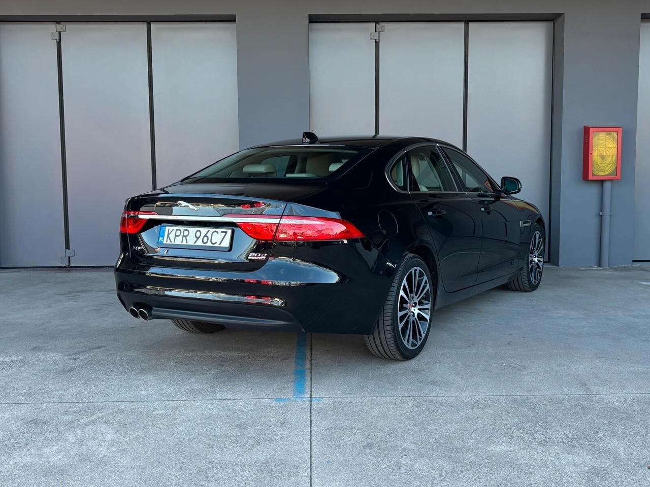 Jaguar XF 2.0 D 180 CV AWD aut. Prestige