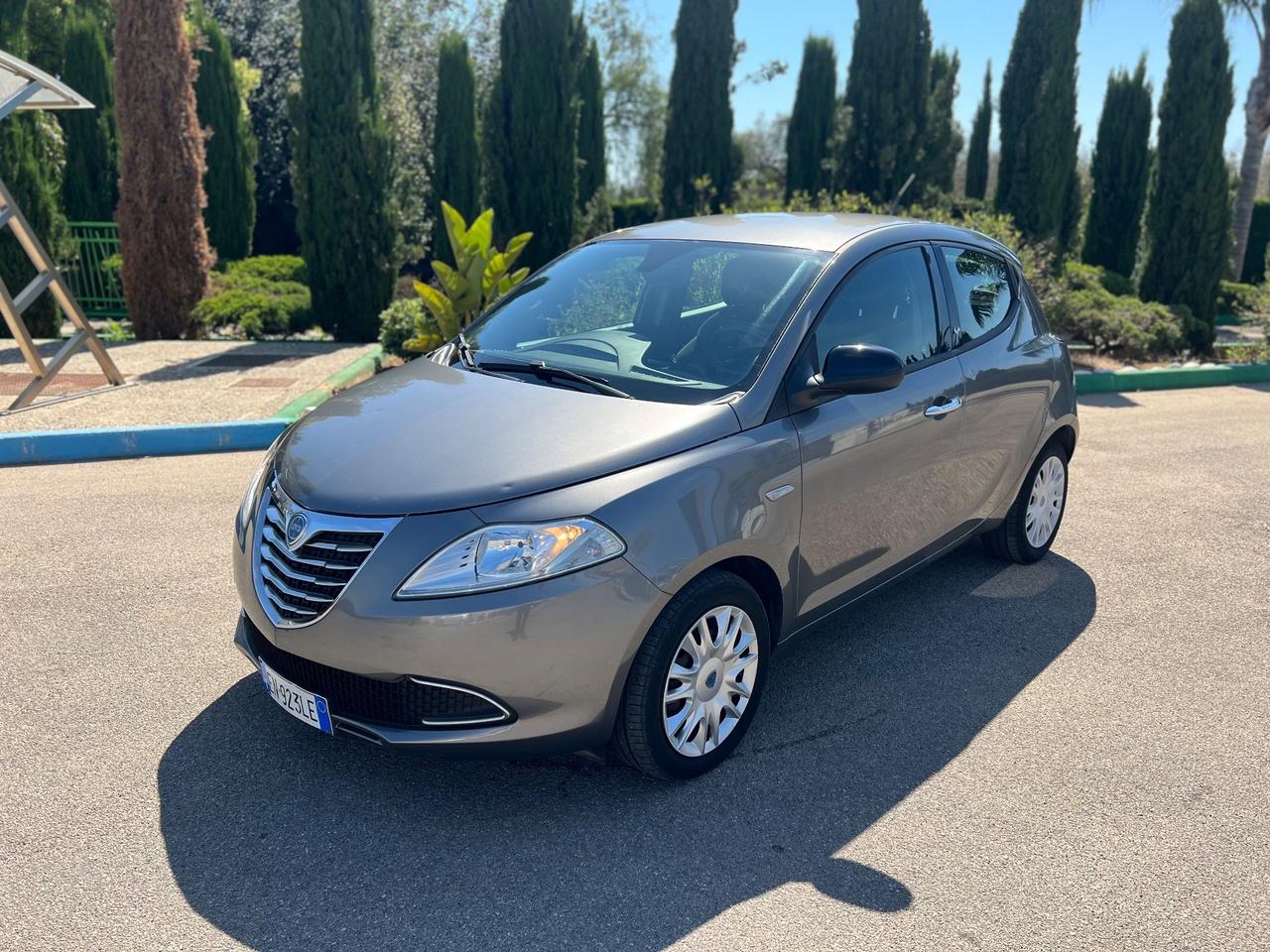 Lancia Ypsilon 1.3 MJT 95 CV 5p NEOPA Platinum