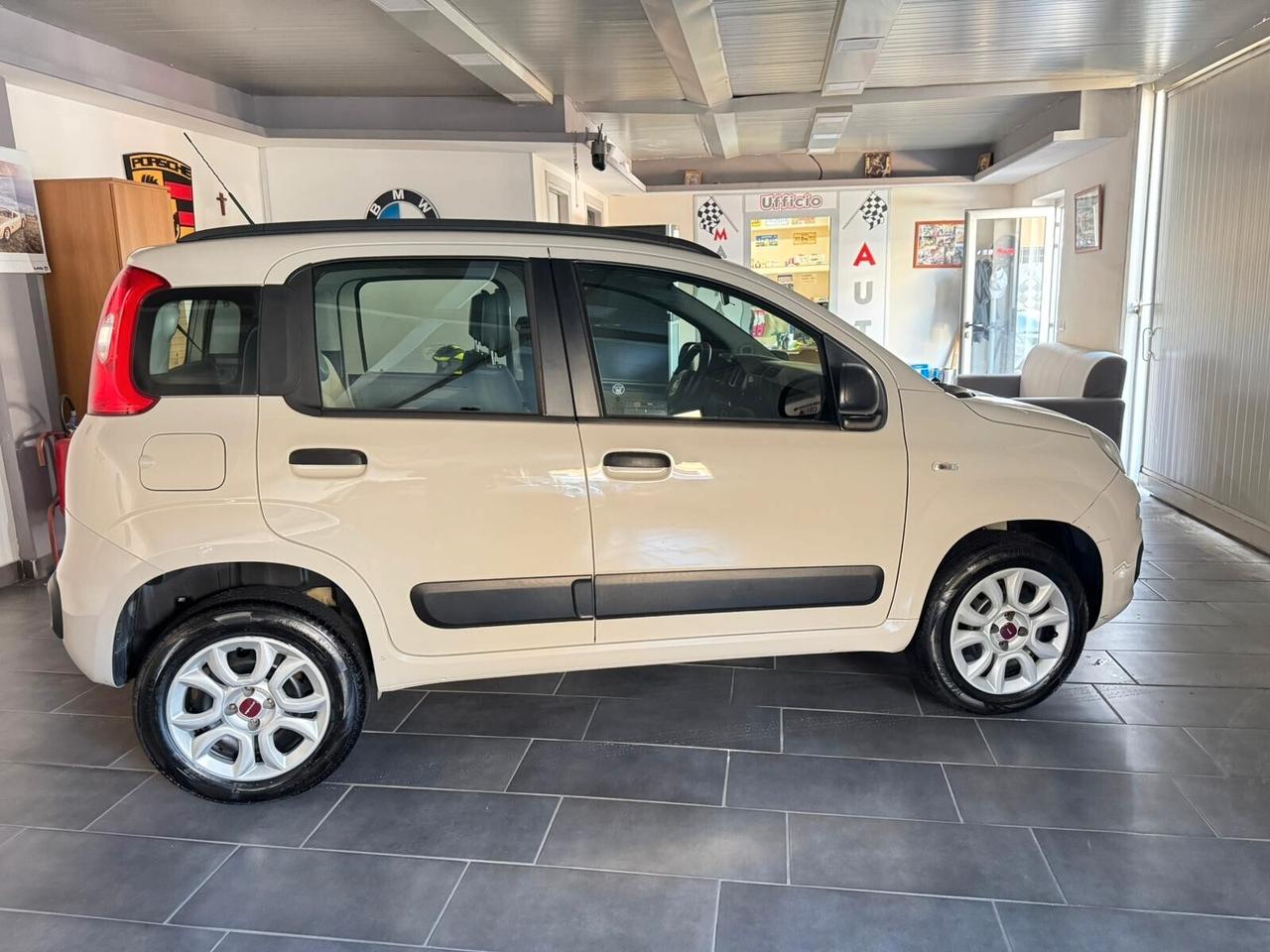 Fiat Panda 0.9 TwinAir Turbo Natural Power Easy Block Shaft CarPlay