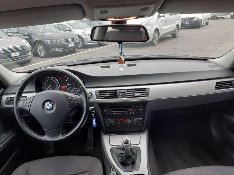 BMW Serie 3 320d cat Touring Attiva KM CERTIFICATI