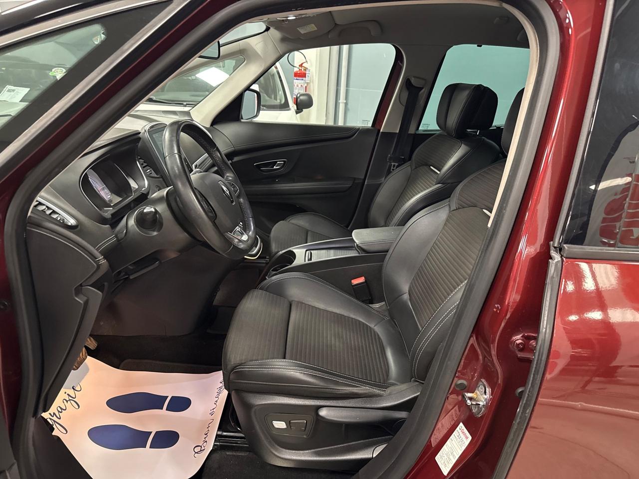 Renault Grand Scenic dCi 8V 110 CV EDC Energy Boose