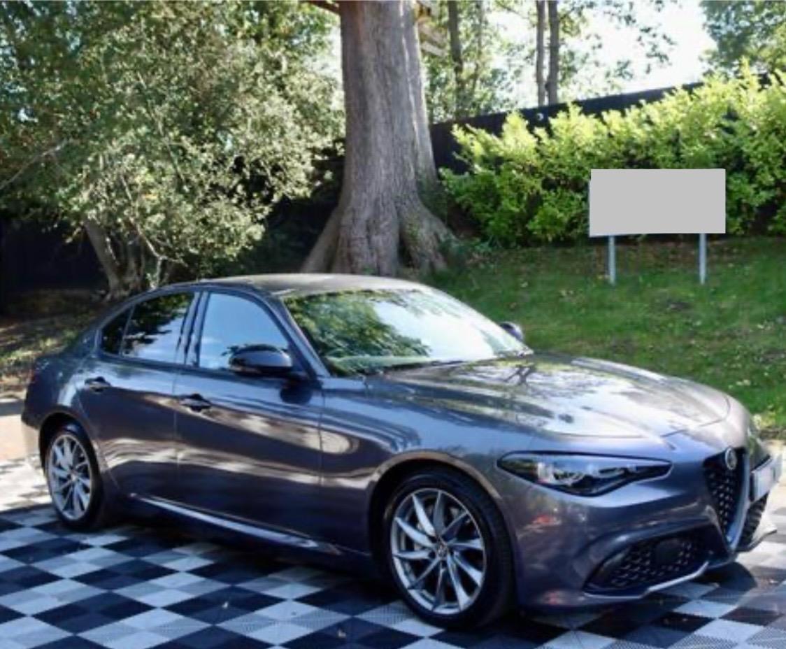 Alfa Romeo Giulia 2.0 280 CV Q4 Ti-Rata da 285€ al mese