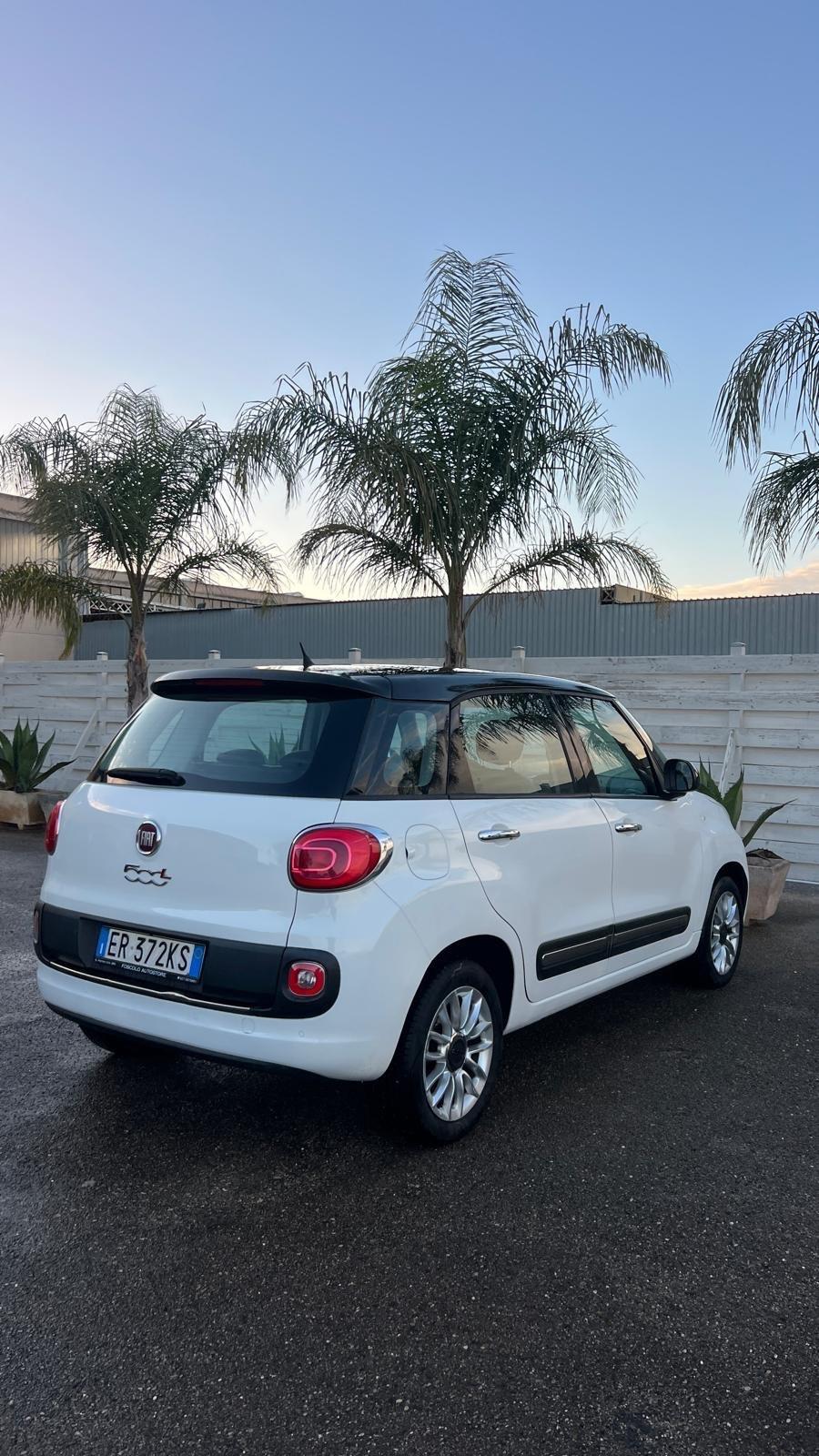 Fiat 500L 1.6 Multijet Lounge tetto panoramico