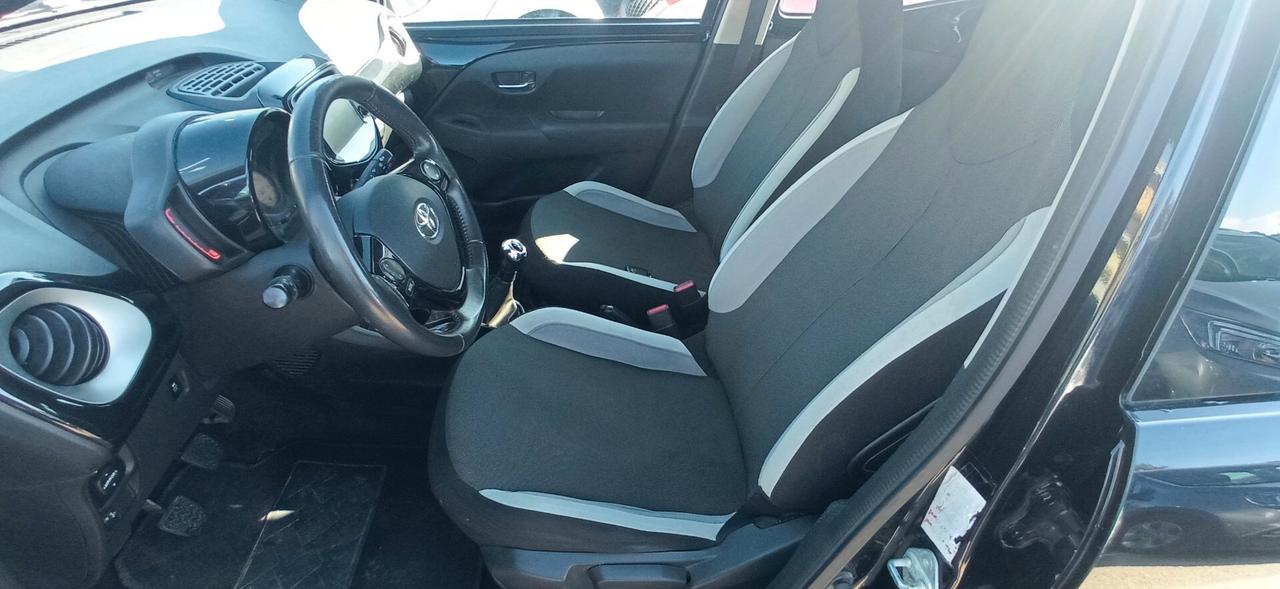 Toyota Aygo 1.0 x-clusiv