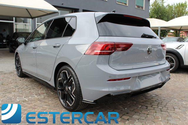 VOLKSWAGEN Golf 8.5 2.0 TDI 150CV DSG R-Line Plus TETTO LED PRONTA