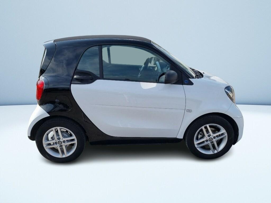 Smart fortwo EQ Pure