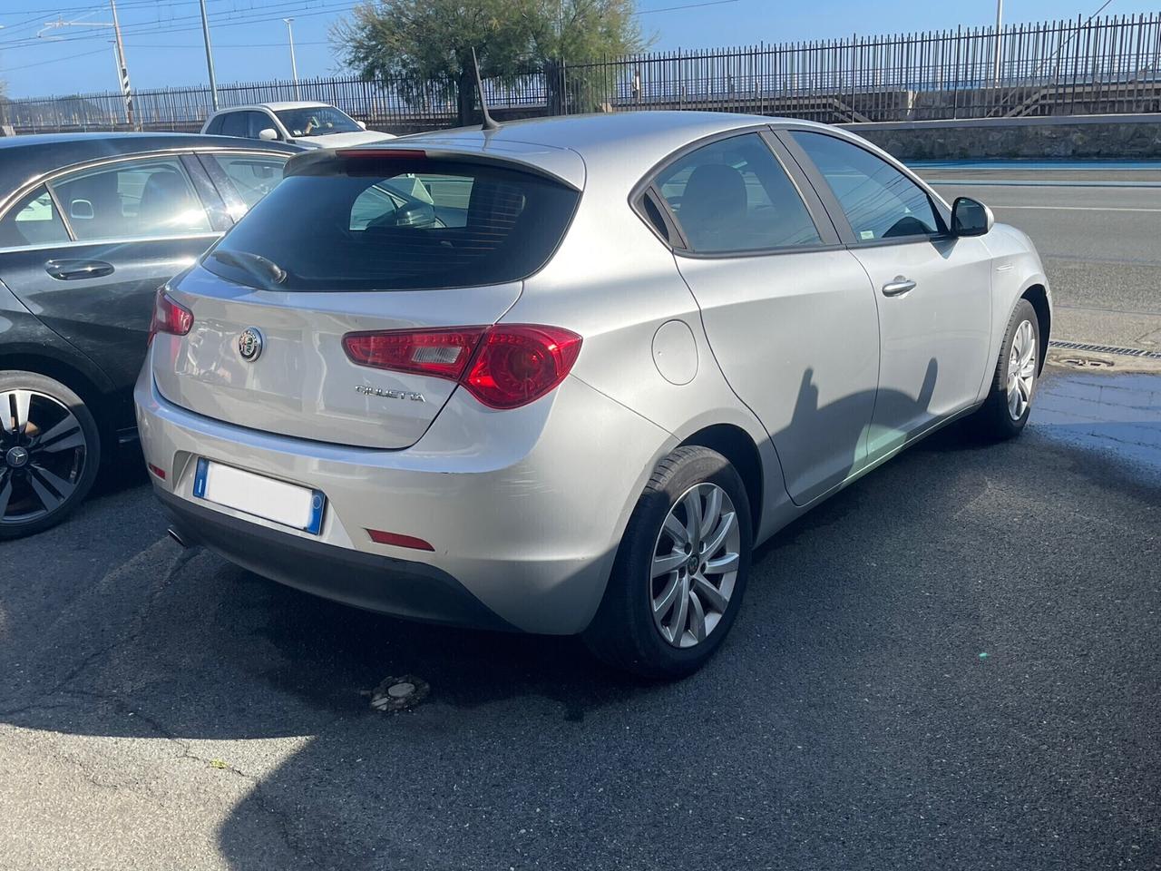 GARANTITA3ANNI 1000€D’anticipo rata 119€mese